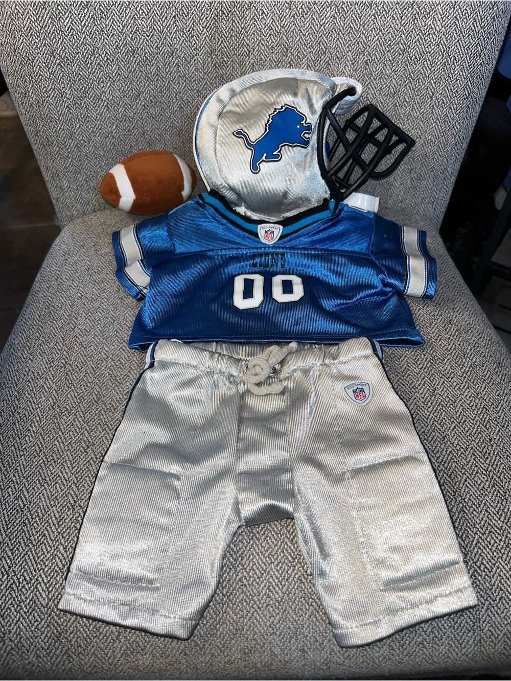 Detroit LIONS Build a Bear Vintage Outfit Old LOGO Super Rare Football NFL HTF